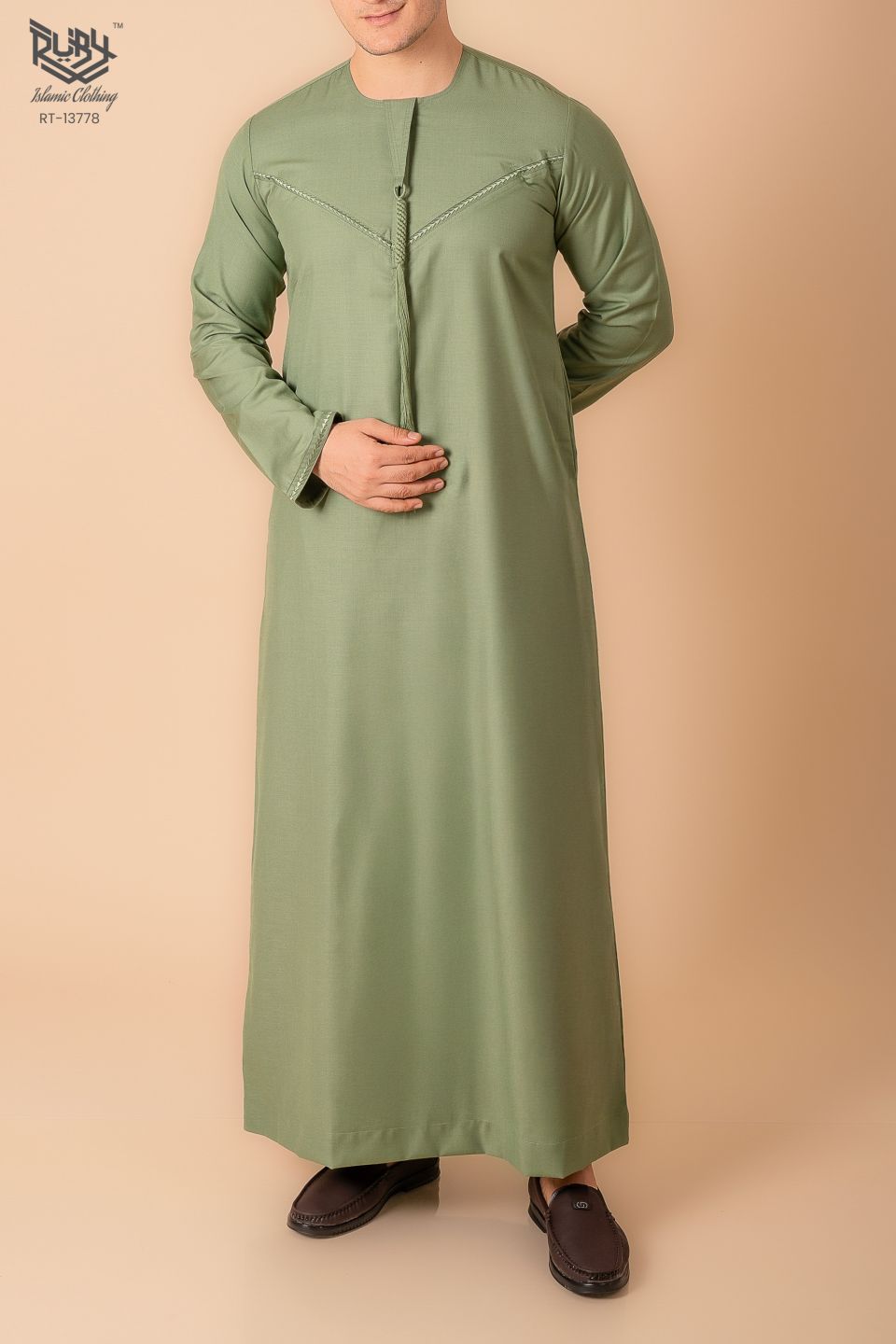 Elegant Sage Green Emirati Kandura with Handcrafted Tassel