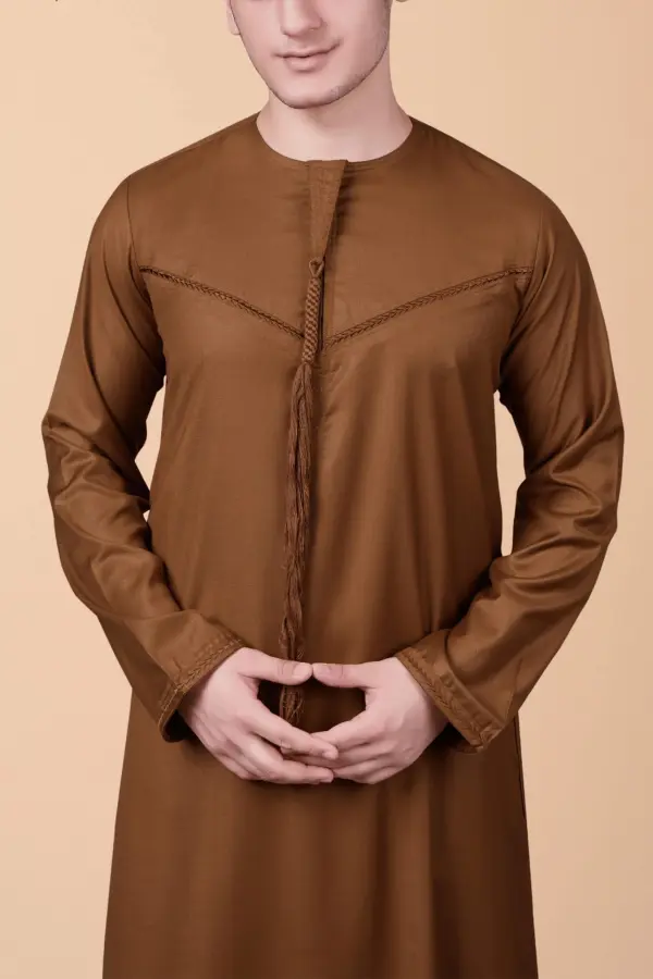 Men’s Brown Emirati Thobe with Tassel - Image 4 - Ruby Online