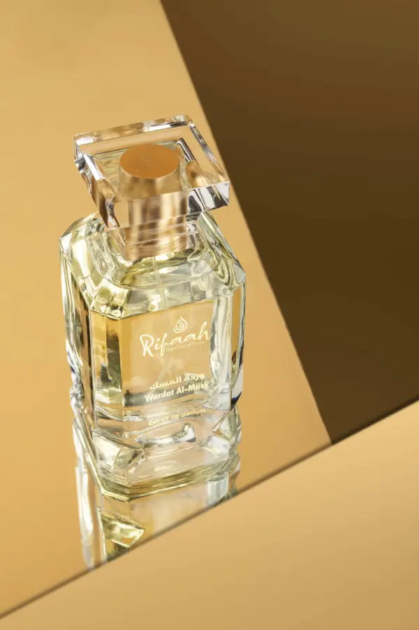 Rifaah Wardat Al-Musk Extrait de Parfum 100ml – Elegant Floral Musk Luxury Perfume in Crystal Glass Bottle - Image 2 - Ruby Online