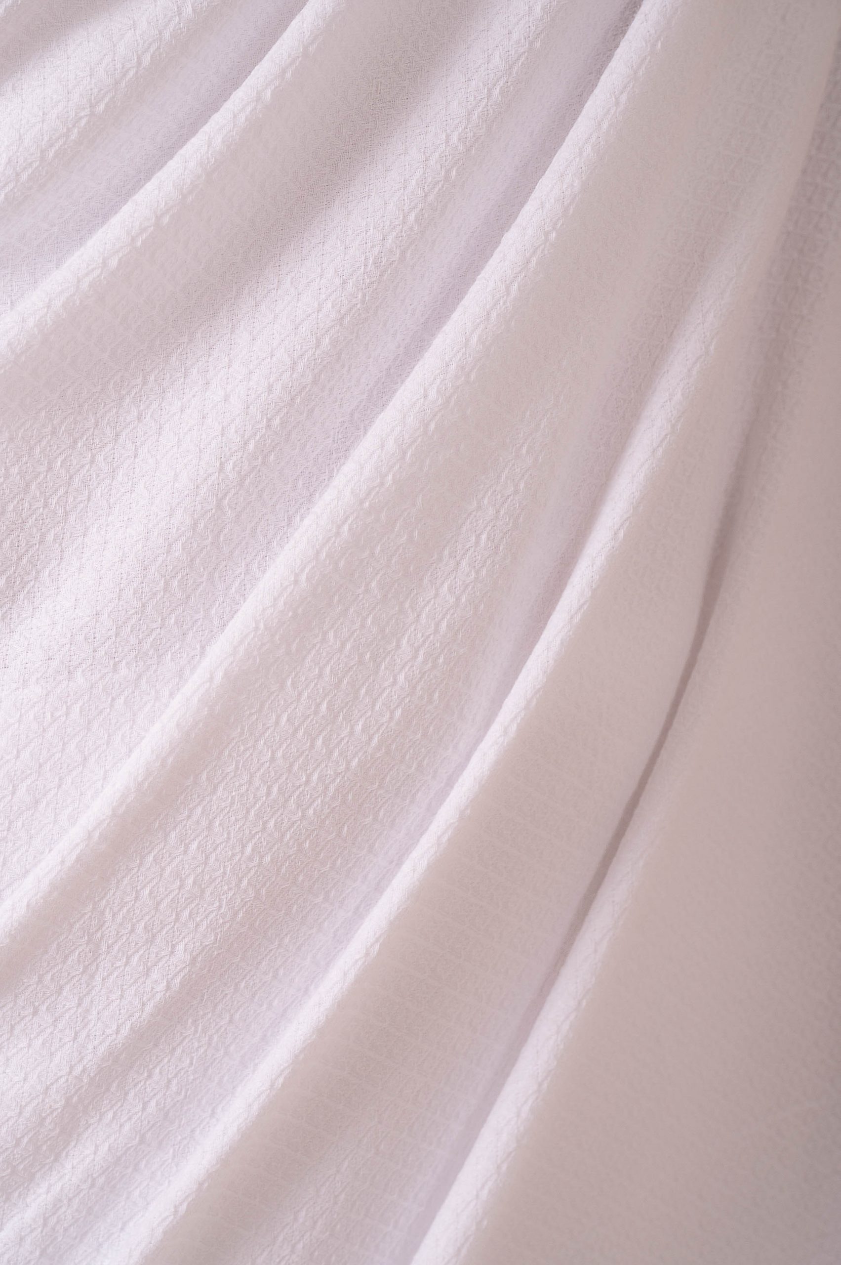 Premium Men’s Pure White 2-Piece Ihram Set for Hajj & Umrah — 46″×92″ (Free Size) — Ultra-Soft Cotton/Towel - Image 7 - Ruby Online