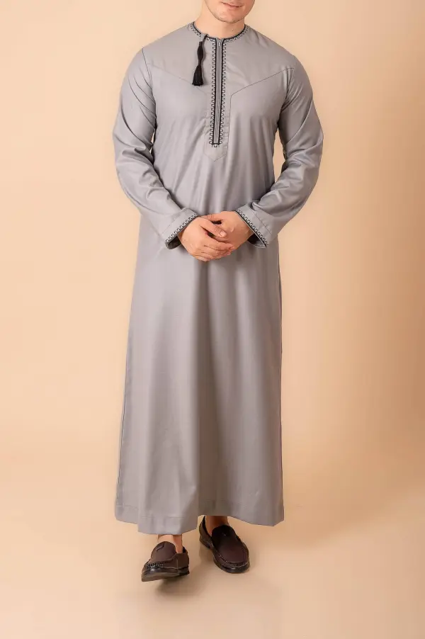 Light Ash Grey Omani Thobe with Black Loop Embroidery & Tassel - Image 3 - Ruby Online