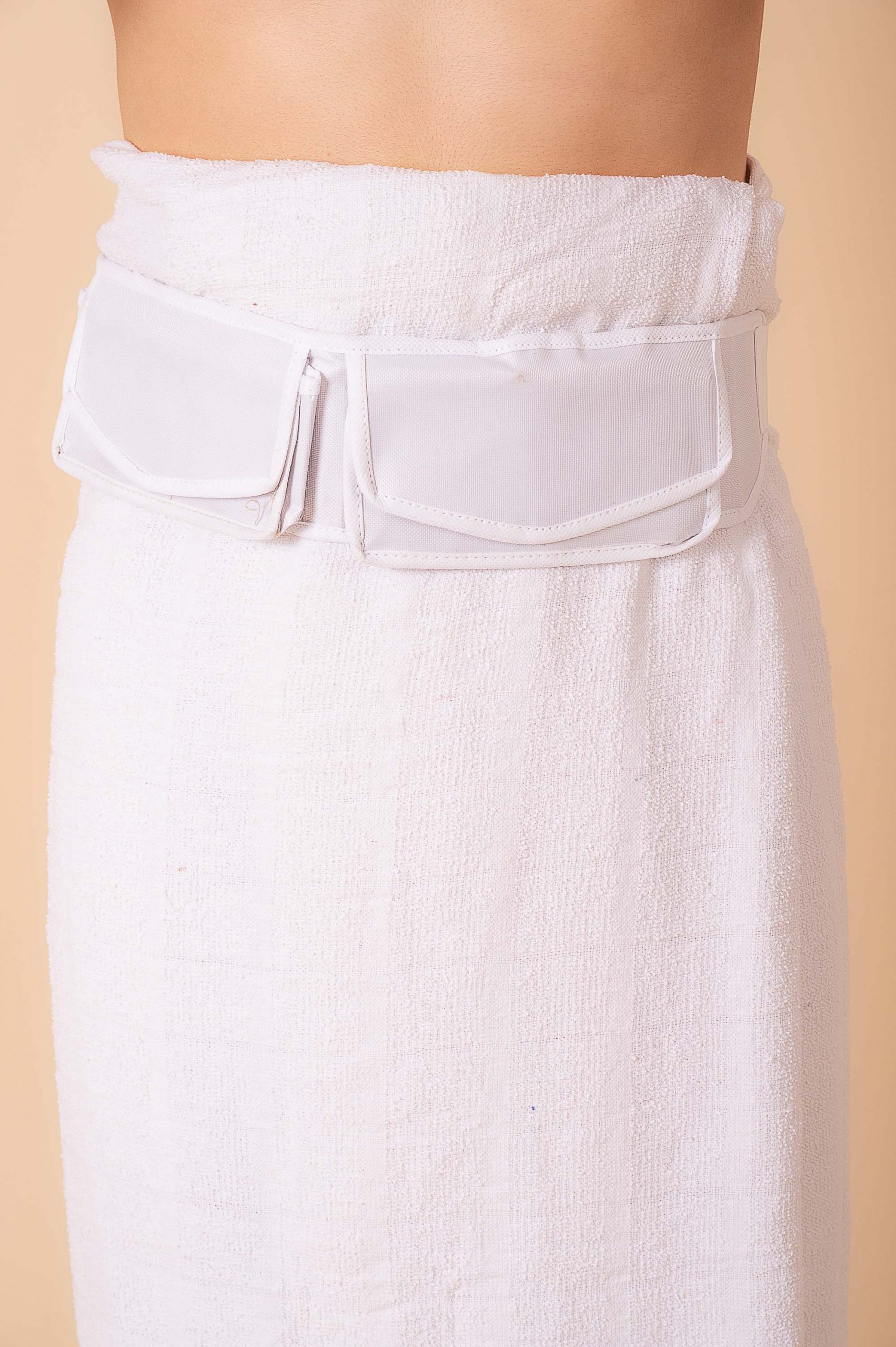 Ruby White Ihram Belt with Dual Pouches – Adjustable Washable Hajj & Umrah Utility Waist Belt - Image 7 - Ruby Online