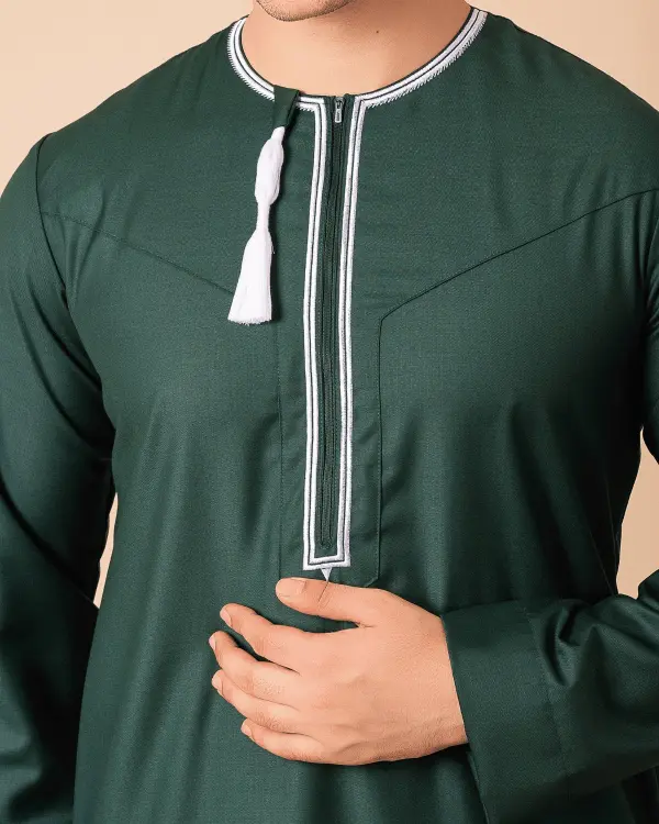 Dark Green Omani Thobe with White Geometric Embroidery & Tassel - Image 2 - Ruby Online