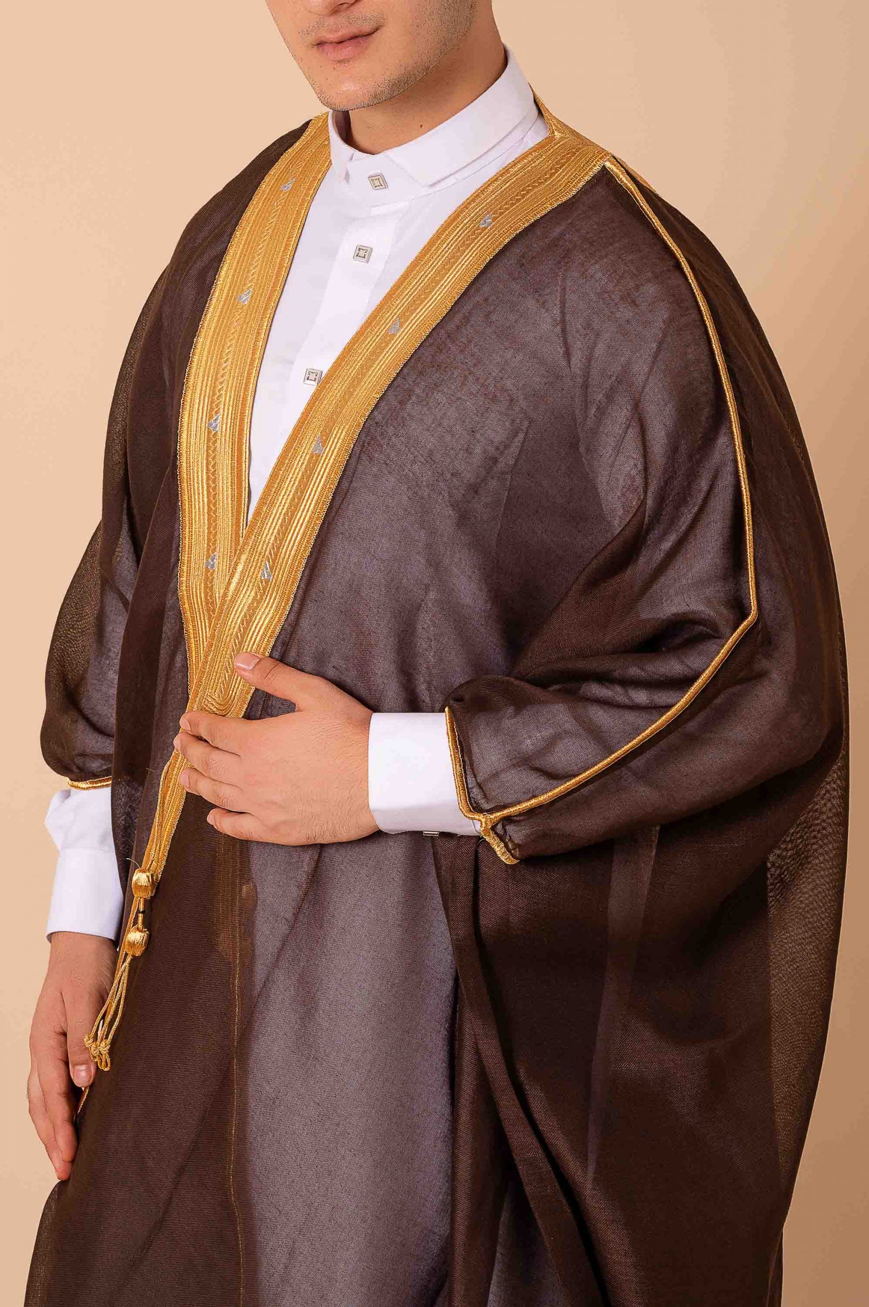 Regal Heritage Deep Brown Arabic Bisht for Men with Gold Zari Edge Embroidery – Premium Lightweight Open-Front Cloak - Image 10 - Ruby Online