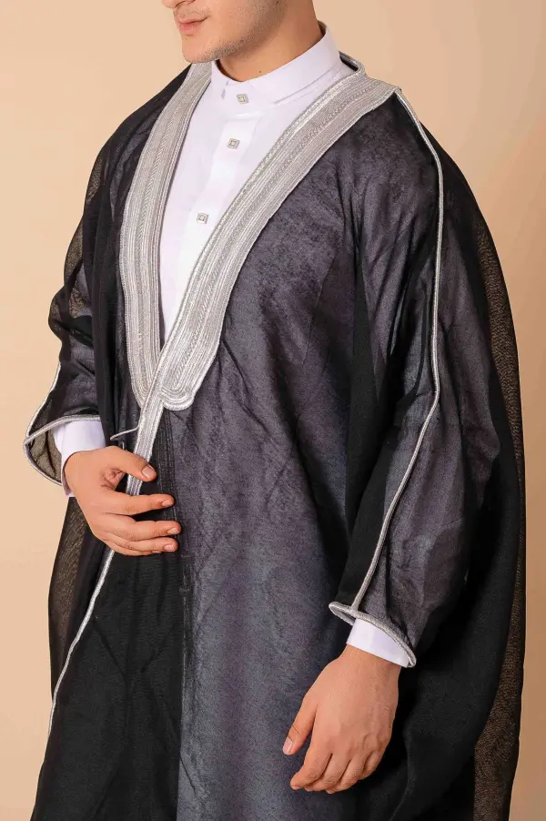 Royal Prestige Black Arabic Bisht for Men with Intricate Silver Zari Border – Premium Lightweight Open-Front Luxury Cloak - Image 3 - Ruby Online