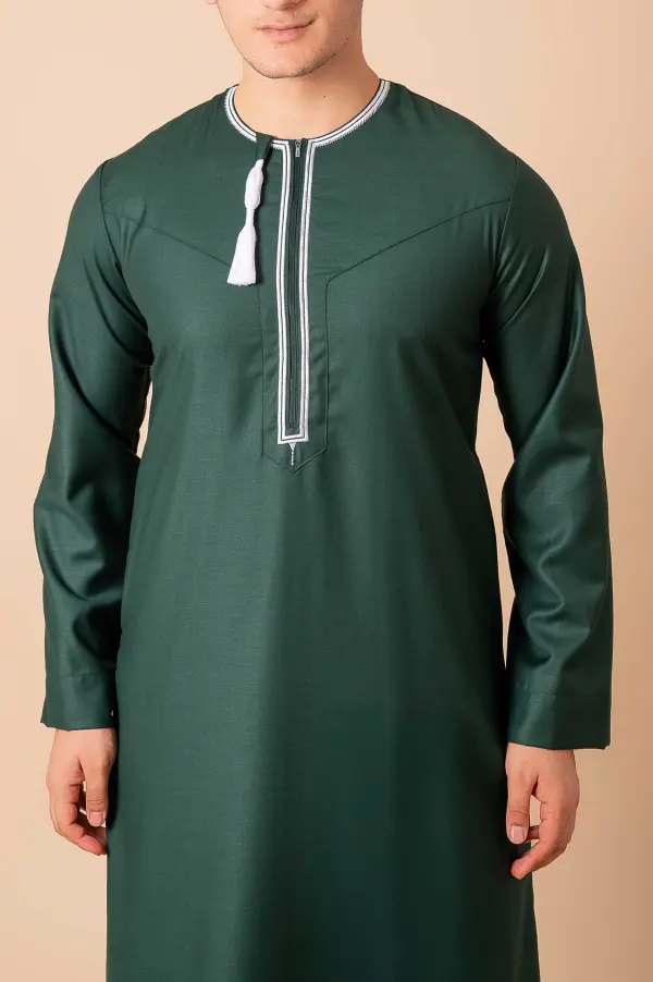 Dark Green Omani Thobe with White Geometric Embroidery & Tassel - Image 4 - Ruby Online