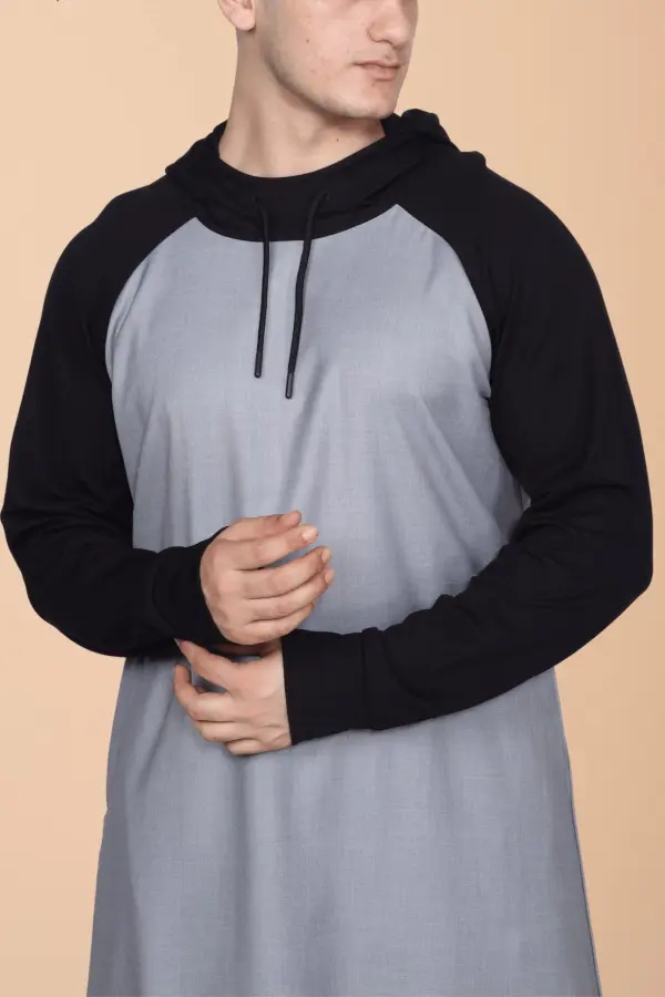 Men’s Light Grey Hooded Thobe with Black Sleeves – Minimal Sport Style - Image 4 - Ruby Online