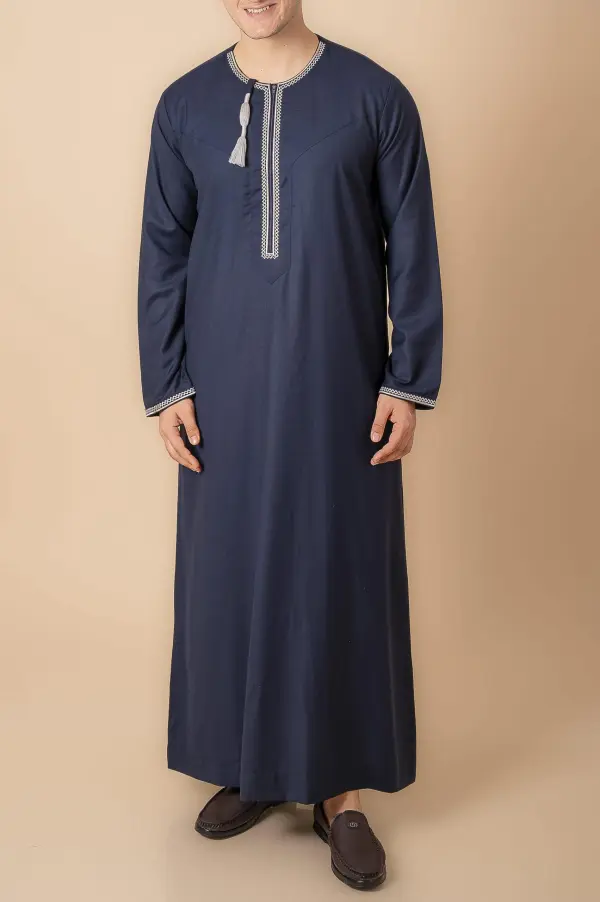 Navy Blue Omani Thobe with silver grey Geometric Embroidery & Tassel - Image 2 - Ruby Online