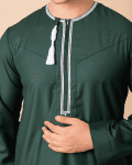 Dark green Omani thobe with white geometric embroidery and tassel for men
