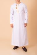 White Omani thobe with golden embroidery and tassel for men