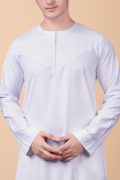 Pure White Modern Zip-Neck Thobe for Men