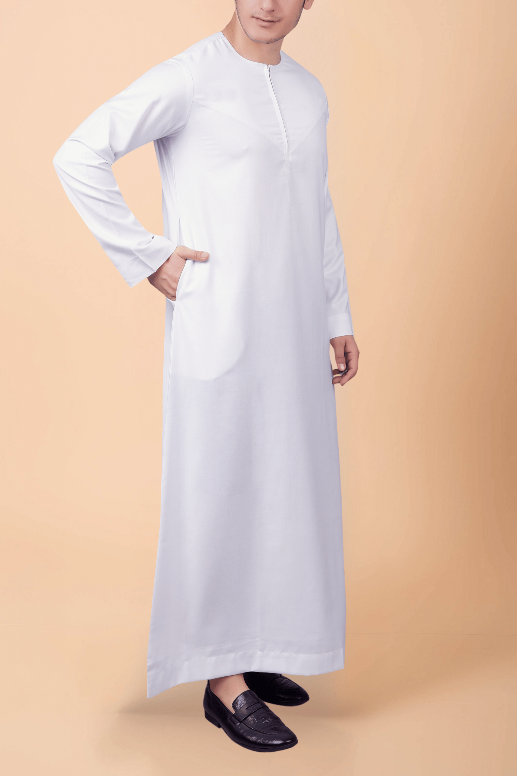 Pure White Modern Zip-Neck Thobe for Men Pure White Modern Zip-Neck Thobe for Men