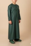 Kids forest green Emirati thobe with V panel stitch and tassel detail