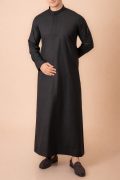 Black minimalist Emirati thobe with concealed placket and mandarin collar for men