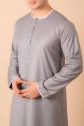 Light Grey Emirati Style Thobe with White Contrast Piping