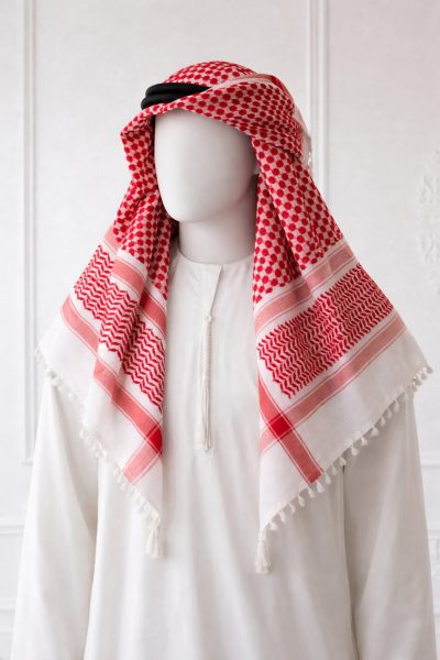 traditional red white shemagh keffiyeh Arabic head scarf with tassels